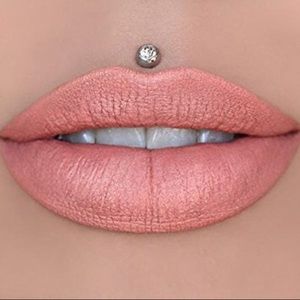 “Chrysanthemum” JEFFREE STAR Mini Liquid Lipstick